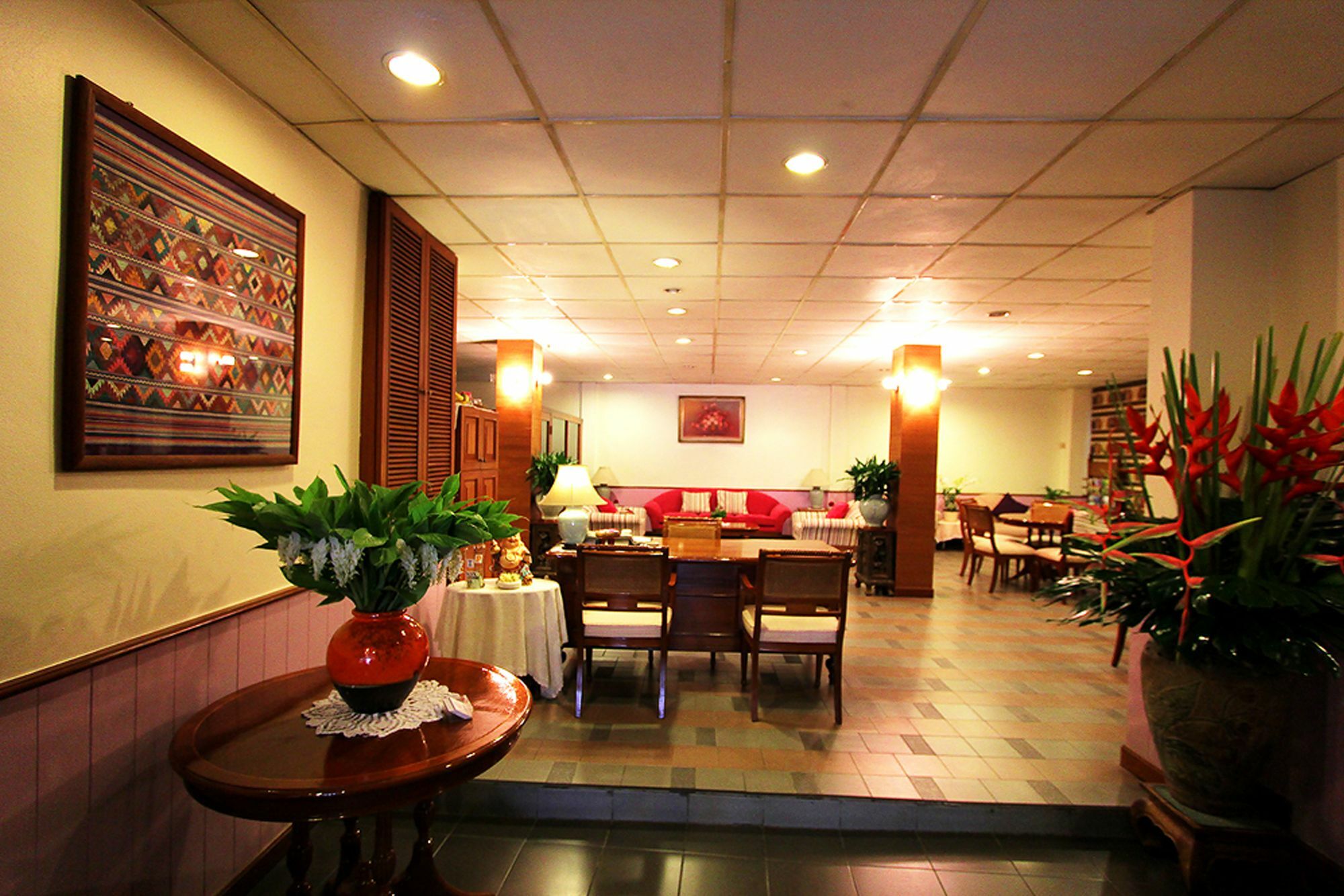 Travel Lodge Surawong (Adults Only) Bangkok Exterior foto