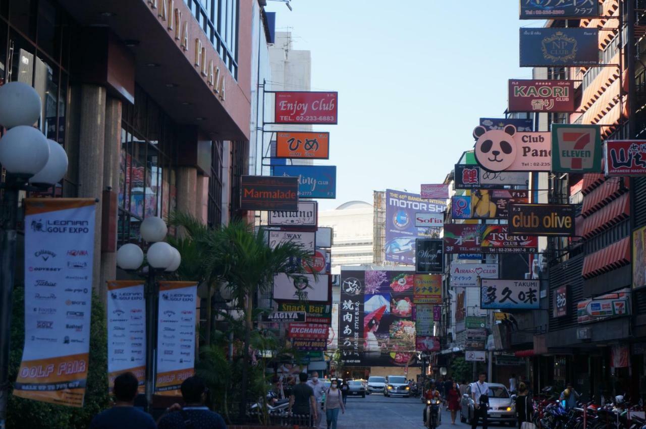 Travel Lodge Surawong (Adults Only) Bangkok Exterior foto
