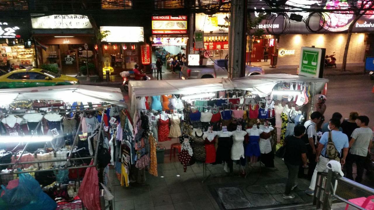 Travel Lodge Surawong (Adults Only) Bangkok Exterior foto